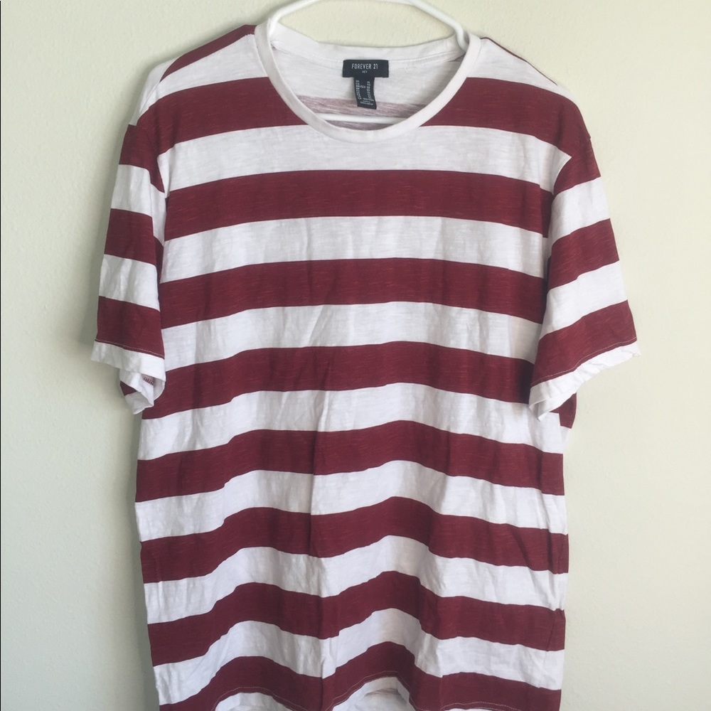 Men’s forever 21 maroon striped t shirt